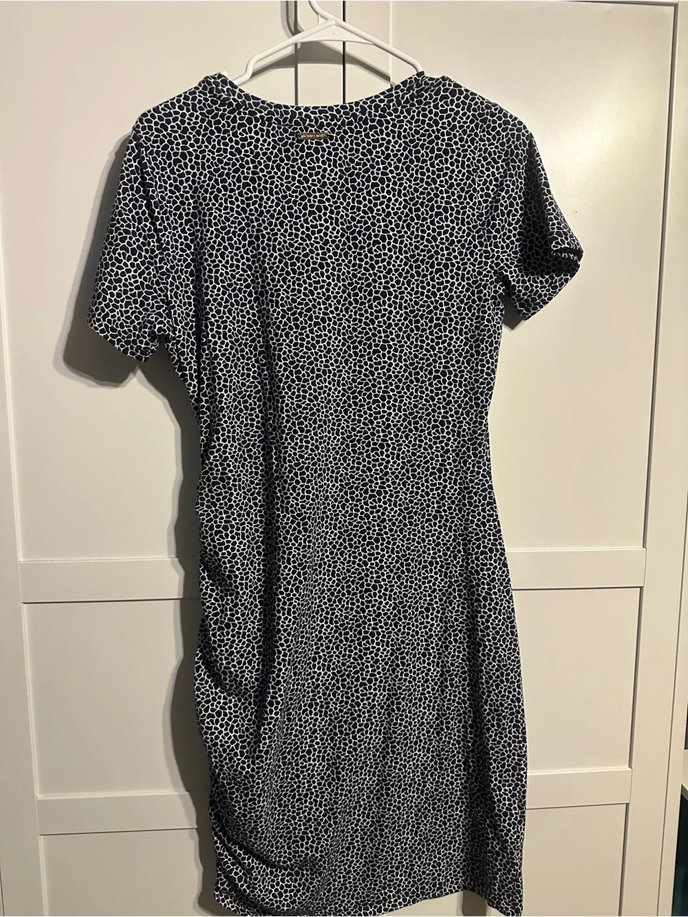 NWT Michael Kors Navy Blue Giraffe Print Ruched Side T-Shirt Dress Size M